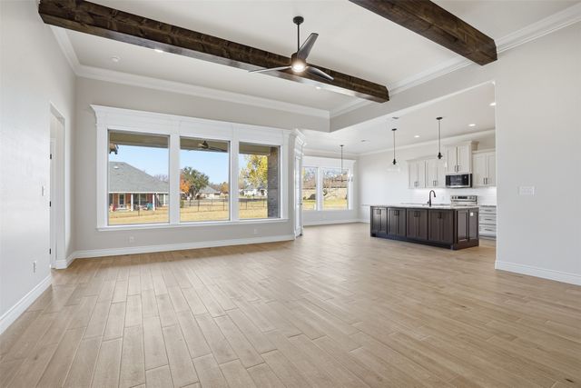 6002 Oakwood Court, Granbury, TX 76049