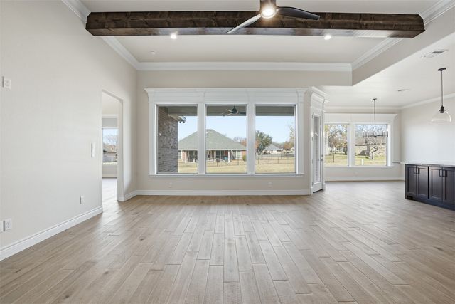 6002 Oakwood Court, Granbury, TX 76049