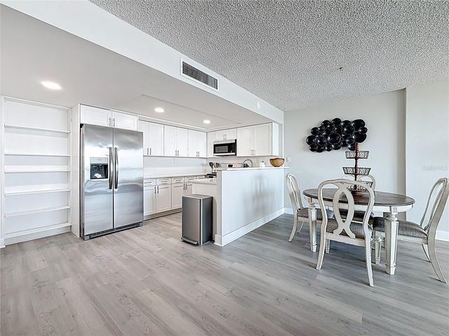 400 ISLAND WAY 1411, Clearwater Beach, FL 33767