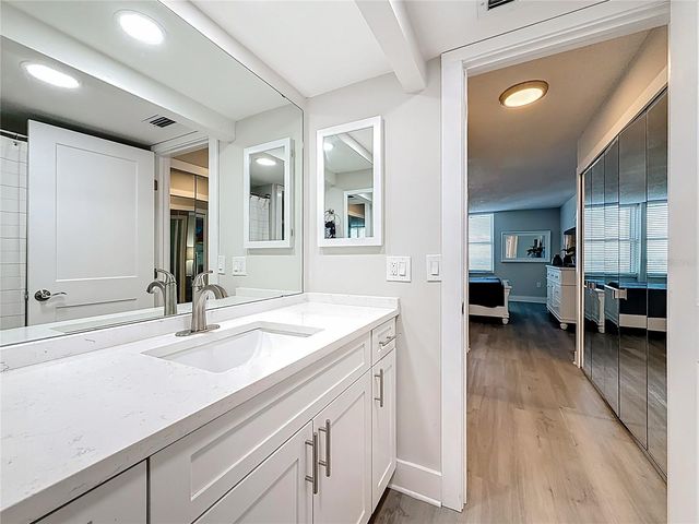 400 ISLAND WAY 1411, Clearwater Beach, FL 33767