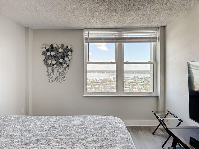 400 ISLAND WAY 1411, Clearwater Beach, FL 33767