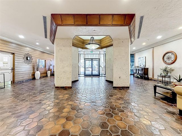 400 ISLAND WAY 1411, Clearwater Beach, FL 33767