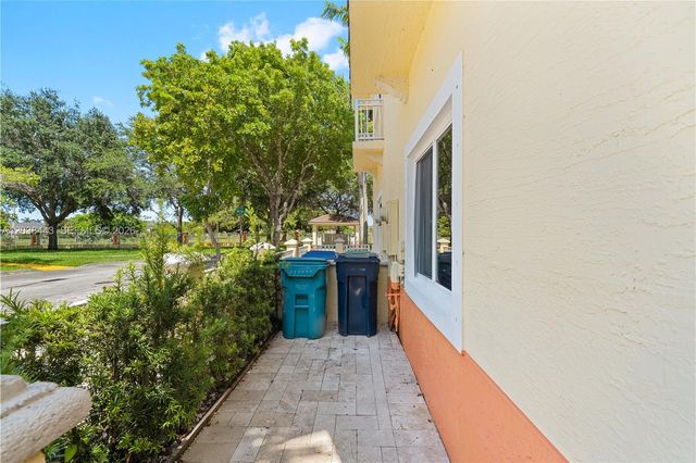 7362 NW 179th Ter 7362, Hialeah, FL 33015