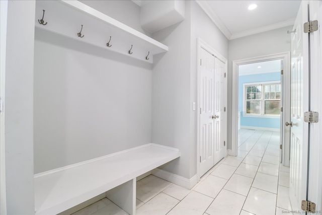 226 Putnam Road, New Canaan, CT 06840