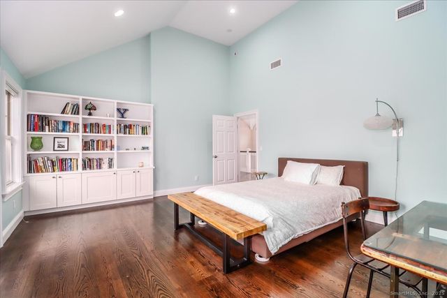 226 Putnam Road, New Canaan, CT 06840