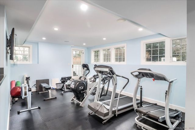 226 Putnam Road, New Canaan, CT 06840