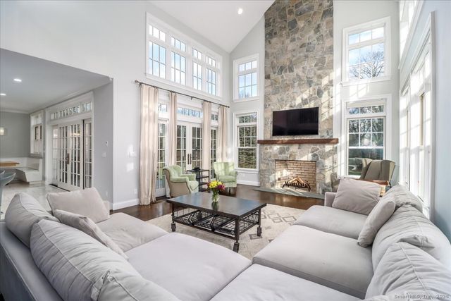 226 Putnam Road, New Canaan, CT 06840