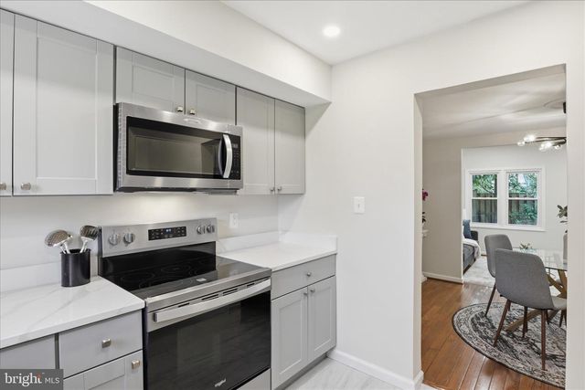 4560 METRO CT, Annandale, VA 22003