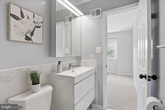 4560 METRO CT, Annandale, VA 22003