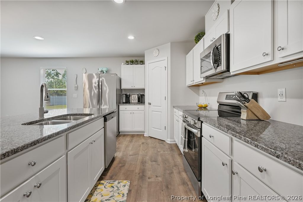 250 Melbourne Drive, Raeford, NC 28376 — photo 9