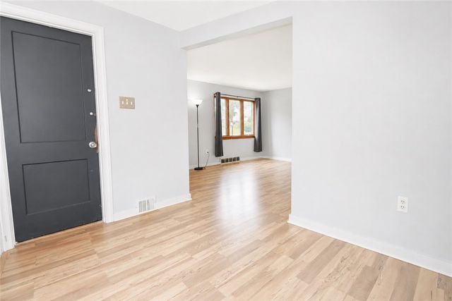 1031 Alquin St, Port Vue, PA 15133