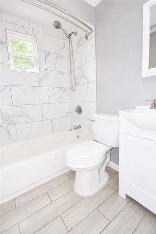 1031 Alquin St, Port Vue, PA 15133