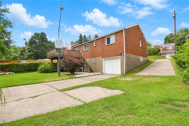 1031 Alquin St, Port Vue, PA 15133