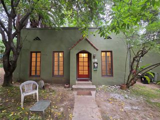 475 E Sacramento Street 1/2, Altadena, CA 91001