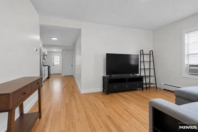 208 Page Avenue, Lyndhurst, NJ 07071