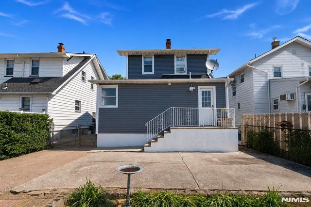 208 Page Avenue, Lyndhurst, NJ 07071