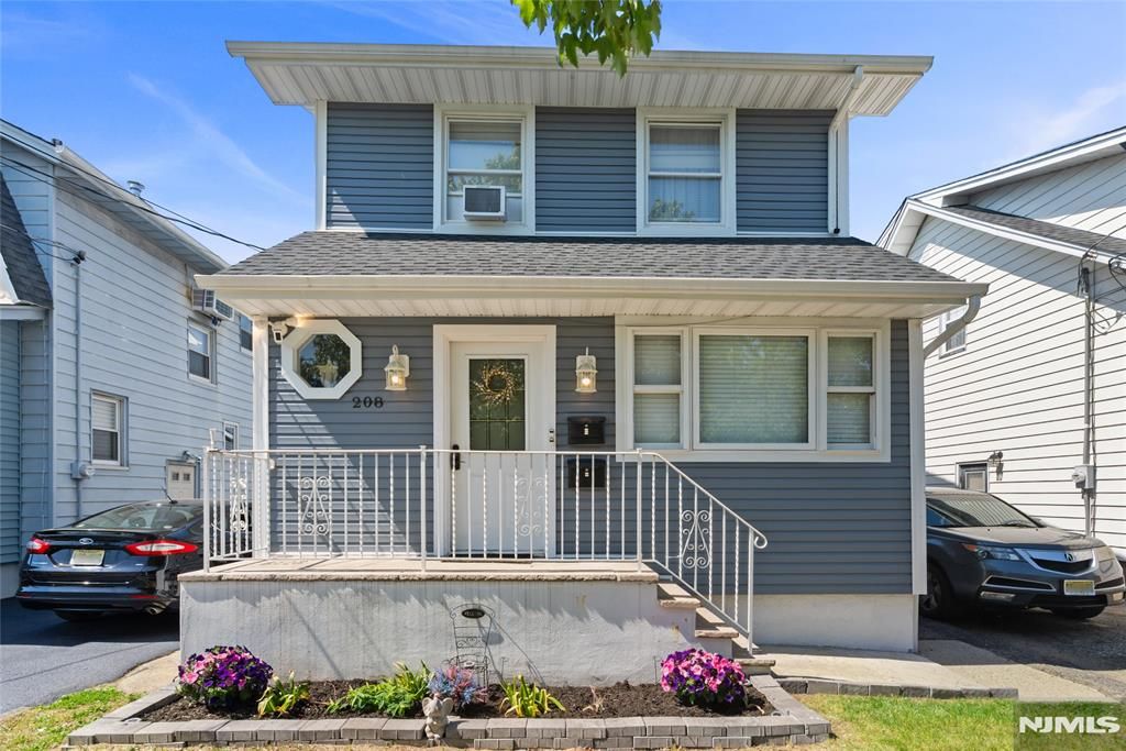 208 Page Avenue, Lyndhurst, NJ 07071