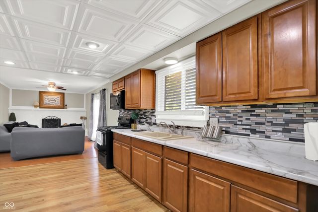 10322 E 30th Street, Indianapolis, IN 46229