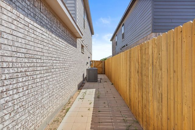 3102 Mearns Ct, Midland, TX 79705