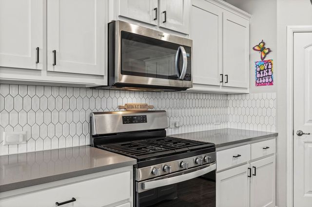 3102 Mearns Ct, Midland, TX 79705