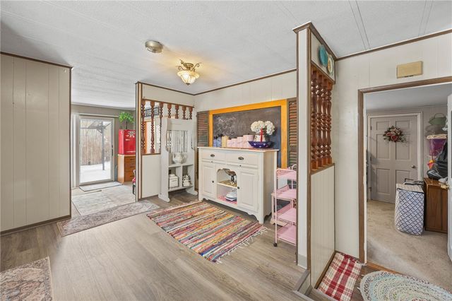 998 Pinewood Road, Phelps, NY 14532