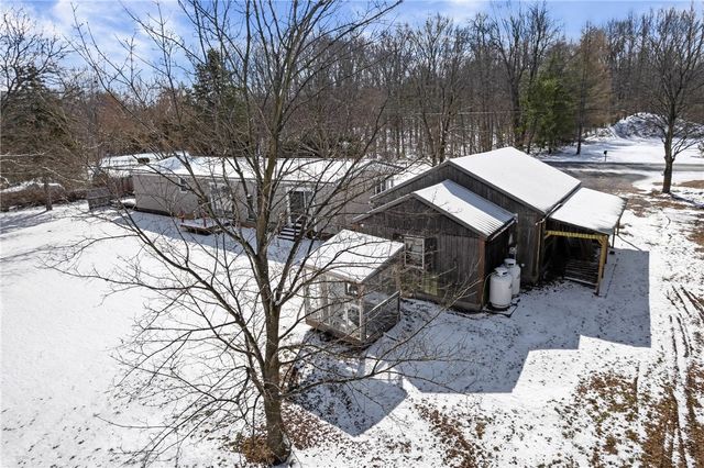 998 Pinewood Road, Phelps, NY 14532