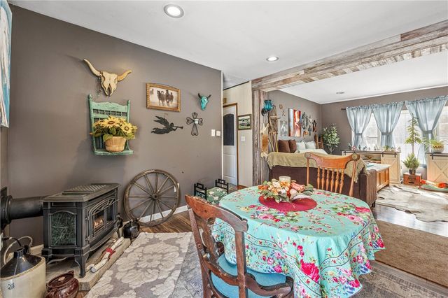 998 Pinewood Road, Phelps, NY 14532