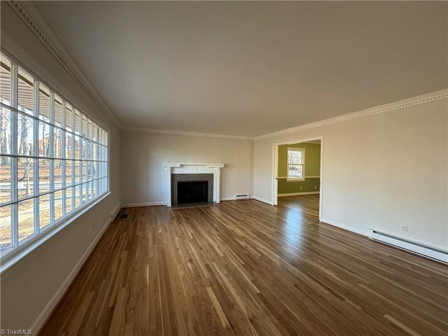 103 Thornwood Road, Jamestown, NC 27282