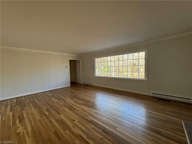 103 Thornwood Road, Jamestown, NC 27282