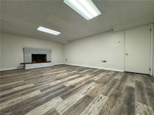 103 Thornwood Road, Jamestown, NC 27282