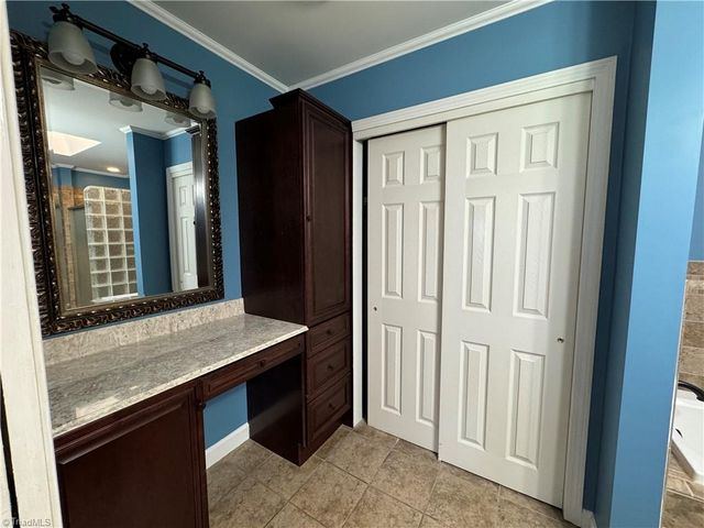 103 Thornwood Road, Jamestown, NC 27282