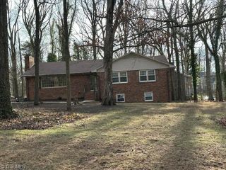 103 Thornwood Road, Jamestown, NC 27282