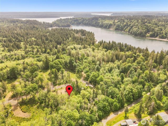 120 E Cascara Cove Lane, Shelton, WA 98584