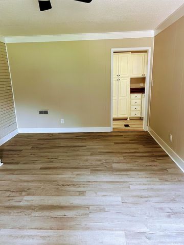 109 Bondale Drive, Spartanburg, SC 29303