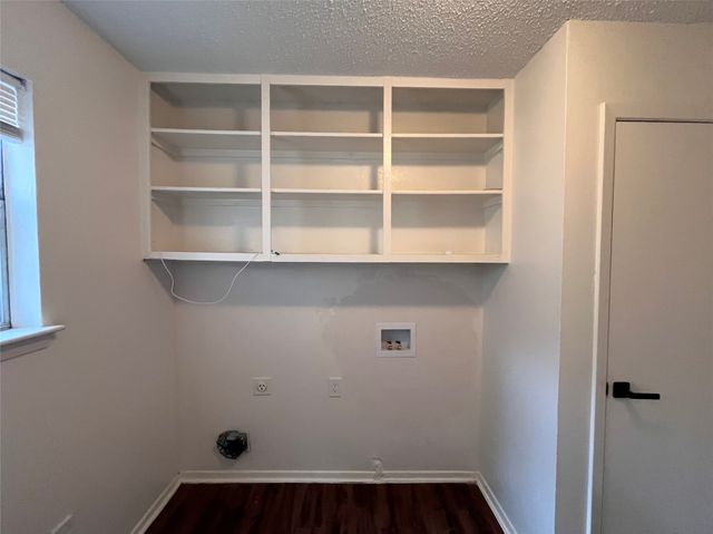 721 Lisa Lane, Cedar Hill, TX 75104