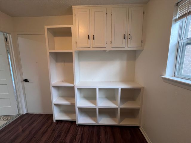 721 Lisa Lane, Cedar Hill, TX 75104