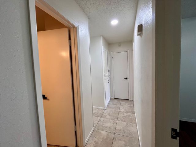 721 Lisa Lane, Cedar Hill, TX 75104