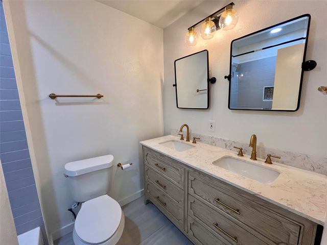 721 Lisa Lane, Cedar Hill, TX 75104