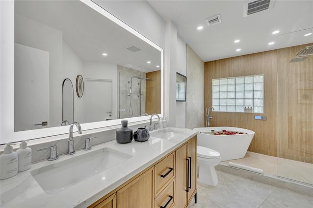 1700 Marietta Drive, Fort Lauderdale, FL 33316
