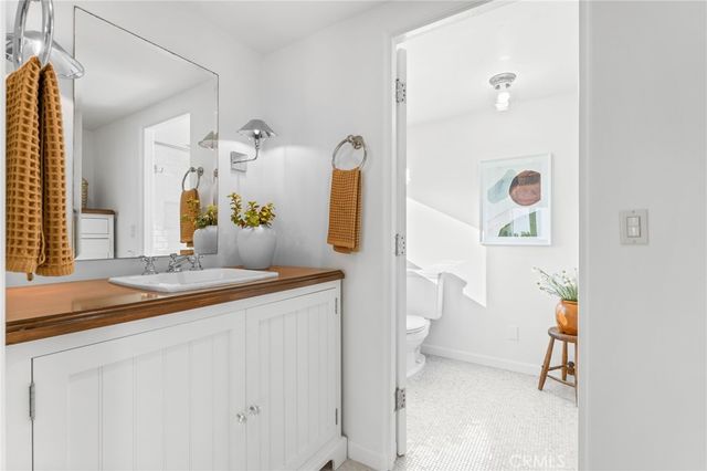 425 Panorama Drive, Laguna Beach, CA 92651