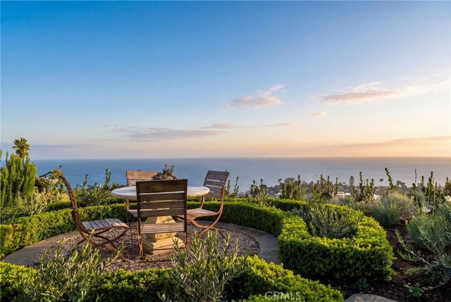 425 Panorama Drive, Laguna Beach, CA 92651