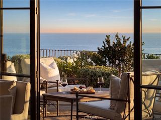 425 Panorama Drive, Laguna Beach, CA 92651