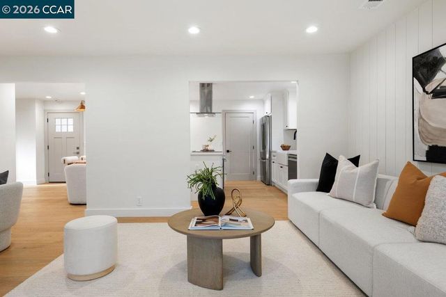 2252 Granite Ct, Alamo, CA 94507