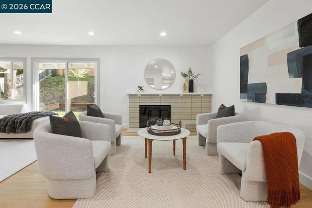 2252 Granite Ct, Alamo, CA 94507