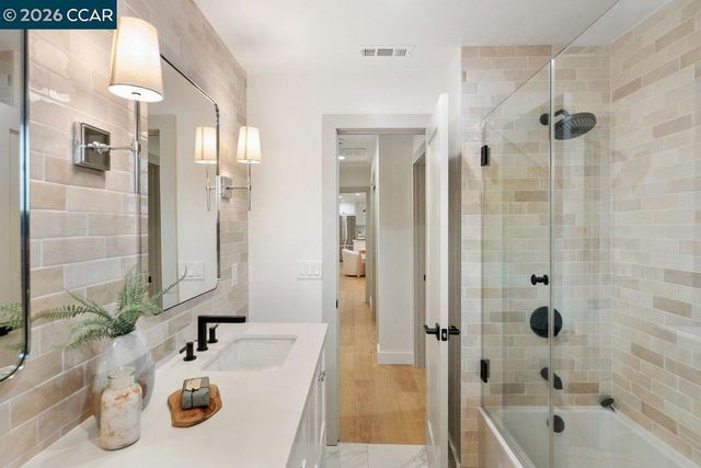 2252 Granite Ct, Alamo, CA 94507