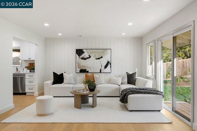 2252 Granite Ct, Alamo, CA 94507