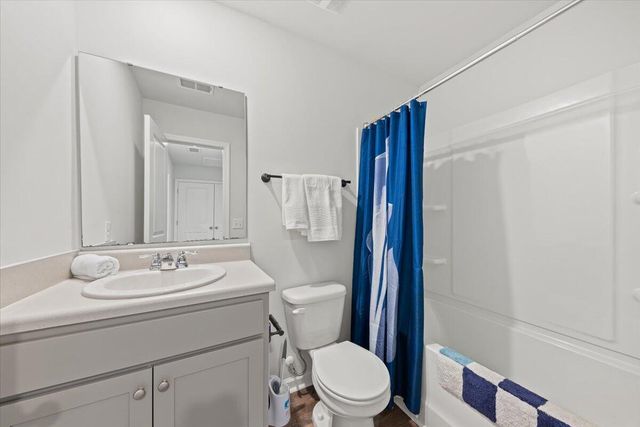 4698 Palm View Circle, North Charleston, SC 29418