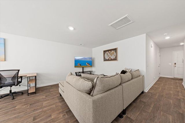 4698 Palm View Circle, North Charleston, SC 29418