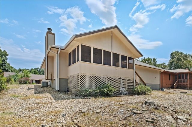 13 Yarmouth Drive, Bella Vista, AR 72715