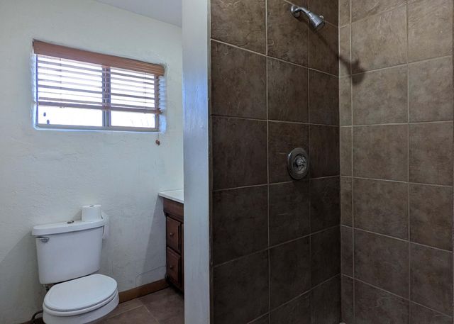 1023 Arno Street NE, Albuquerque, NM 87102